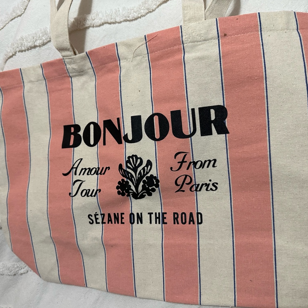 Brand new Sezane tote. Super cute and simple